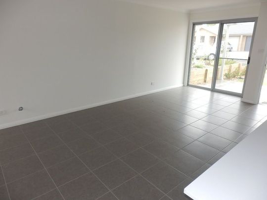 Modern Villa - Photo 1