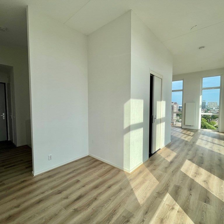 Te huur: Appartement Laakweg in Den Haag - Foto 1