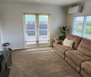 Merrilands - Three Bedroom - Photo 5