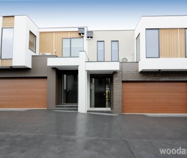 Modern lifestyle & Perfect Location - Photo 6