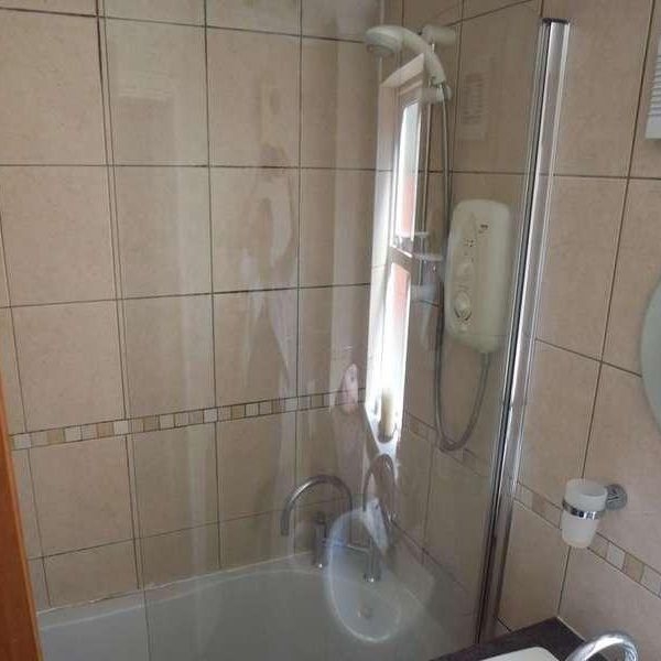 Blaise Place, Grangetown, Cardiff, CF11 - Photo 1