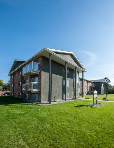 Fernwood Apartments - Photo 3
