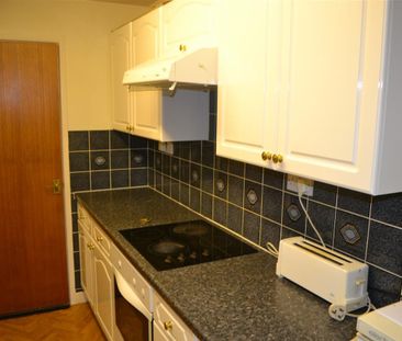 2 Beds - Terraced House - - Photo 2