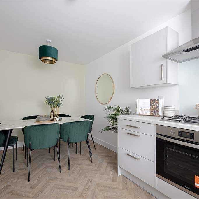 4 bedroom semi-detached house to rent - Photo 1
