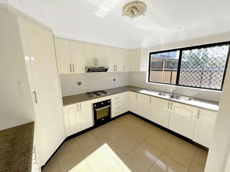 6C Winspear Avenue, 2200, Bankstown Nsw - Photo 3