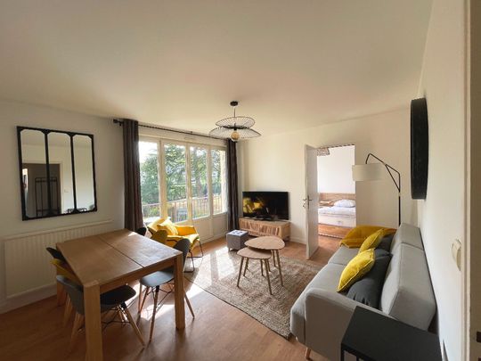 Location Maison 5 pièces 10m² - Photo 1