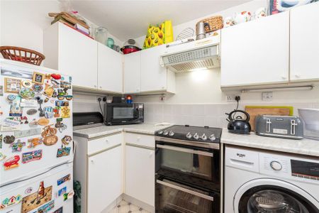 1 bedroom bungalow to rent - Photo 3