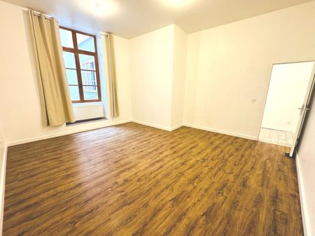 Location Appartement 3 pièces 99m² ROMANS SUR ISERE 26100 - Photo 2