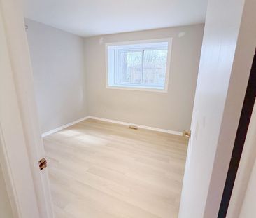 For Lease - 711 Algoma Avenue Unit# Upper Level, London North, Ontario - Photo 4