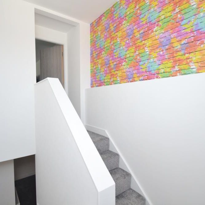 3 bedroom flat to rent - Photo 1