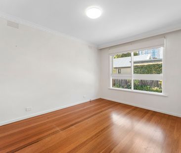 2/60 Zetland Road, Mont Albert VIC 3127 - Apartment For Rent | Domain - Photo 4