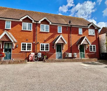 2 bedroom terraced house to rent - Photo 1