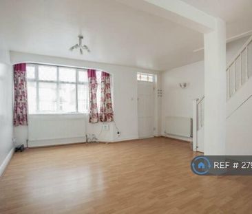 3 bedroom end of terrace house to rent - Photo 2