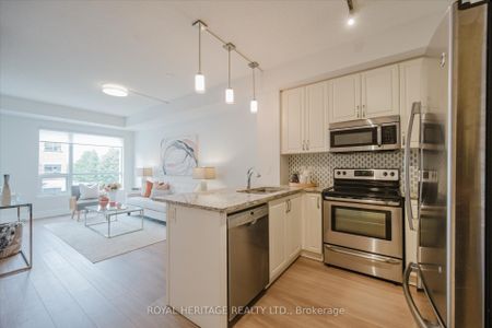 For Lease - 111 Civic Square Gate Unit# 215, Aurora, Ontario - Photo 3