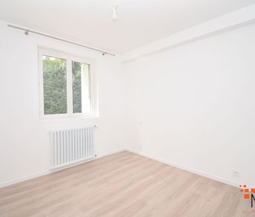 Location Maison 5 pièces 79m² - Photo 6