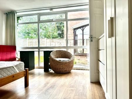 4 Bedroom Student House - City Centre - Photo 1