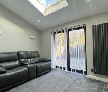 2 bedroom semi-detached house to rent - Photo 3