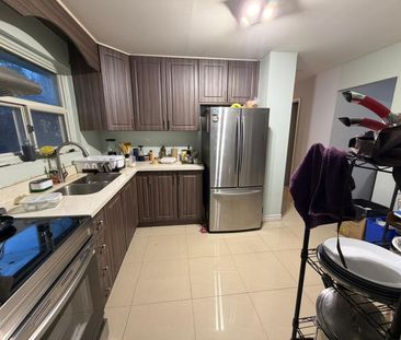 For Lease - 48 Gorsey Square, Toronto, Ontario - Photo 4