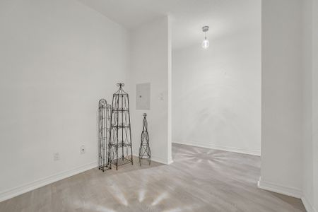 For Lease - 3085 Bloor Street Unit# 415, Toronto, Ontario - Photo 3