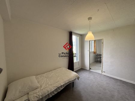 Location Appartement 4 pièces 67m² ST MARTIN D HERES 38400 - Photo 5
