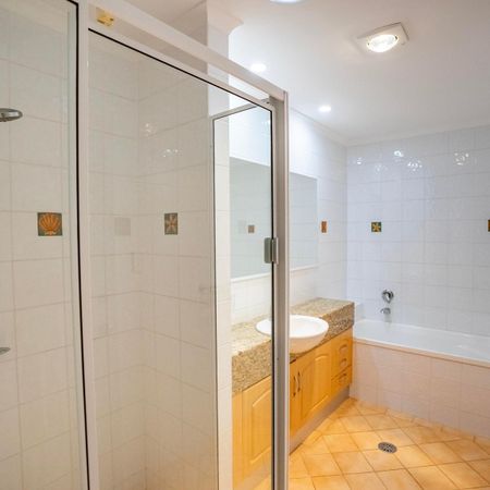 403/265 Wharf Road - Photo 5