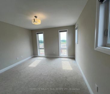 Condo Townhouse For Lease | E9231461 - Photo 5