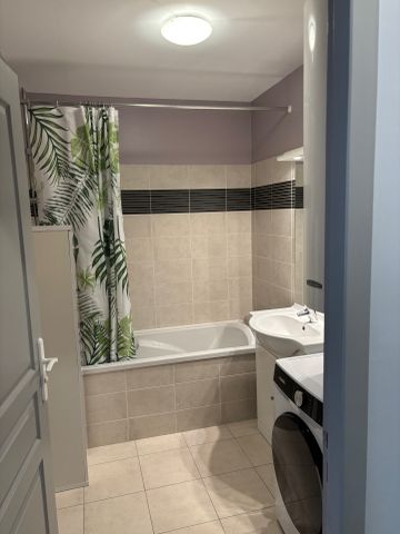 Location Appartement 3 pièces 45m² ABBEVILLE 80100 - Photo 3