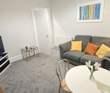2 Bed Flat, Baker Street Rosemount, AB25 - Photo 2