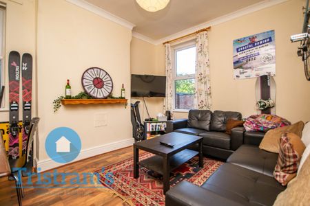4 bed Semi-Detached House for Rent - Photo 3