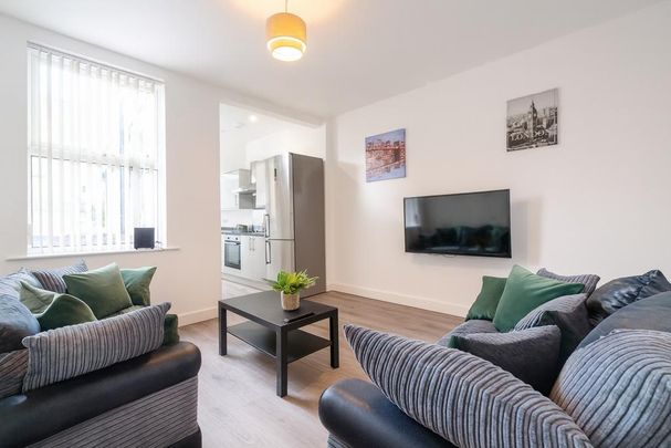 4 bedroom house to rent - Photo 1