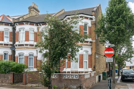 East Dulwich Grove, London, SE22 - Photo 5