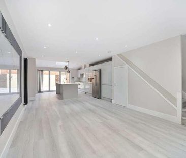 Yeomans Mews, Whitton, TW7 - Photo 6