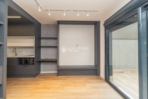 Apartamento com 1 quarto e 54m² para alugar em Mont'Serrat, Porto Alegre. - Photo 1