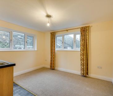 1 bedroom ground floor flat to rent - Photo 3