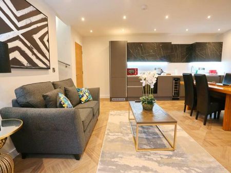 Blackfriars Road - Photo 3