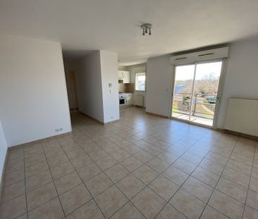 Location Appartement 2 pièces 46m² RODEZ 12000 - Photo 2