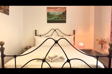 2 Bed Flat, Great Western Road, W9 - Photo 5