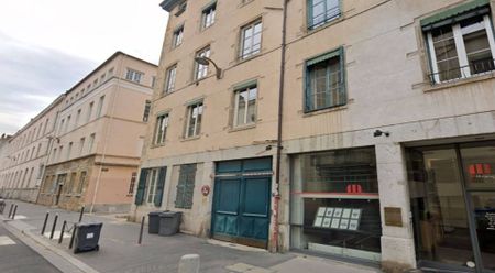 Appartement 3 pièces – LYON - Photo 2