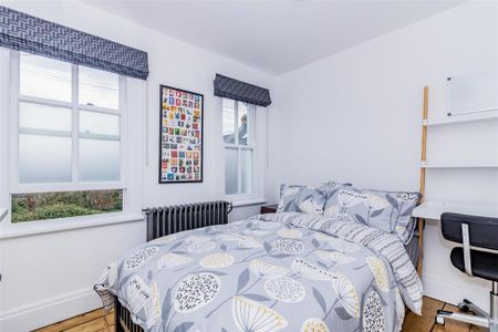 6 bedroom house to rent - Photo 4