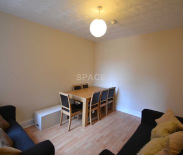 Grange Avenue, RG6 1DJ, University, Reading - Photo 4