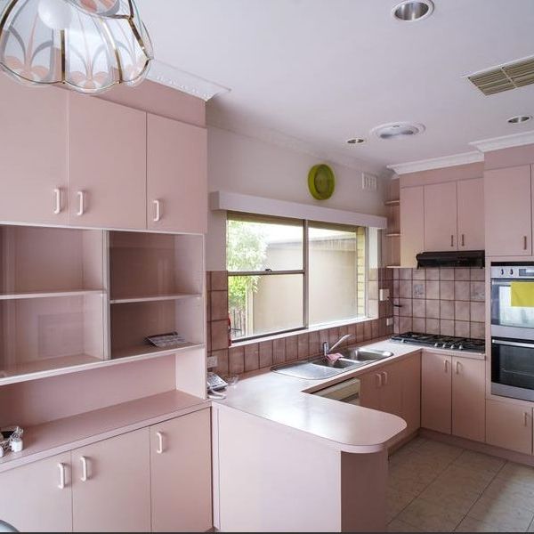 Convenient Living in the Heart of Oak Park - Photo 1