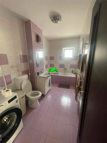 Apartament de inchiriat 3 camere Sibiu Ciresica - Fotografie 4
