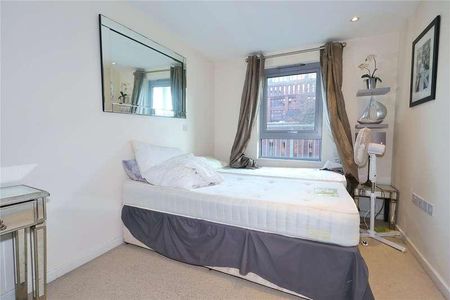 Church Street East, Woking, Surrey, GU21 - Photo 2