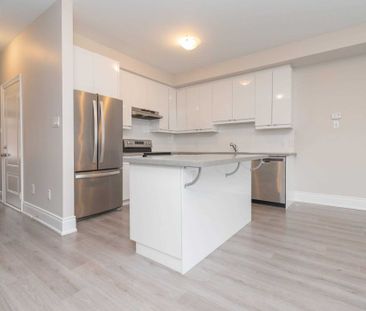 For Lease - 5226 Pinedale Drive, Burlington, Ontario - Photo 6