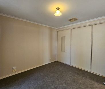 Prime Country Club Living – Freshly Updated & Low-Maintenance - Photo 4