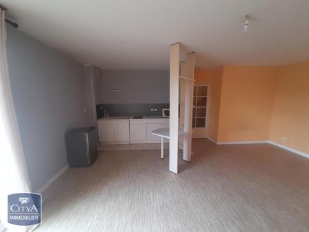 Location Appartement 1 pièce 39m² LIMOGES 87000 - Photo 2