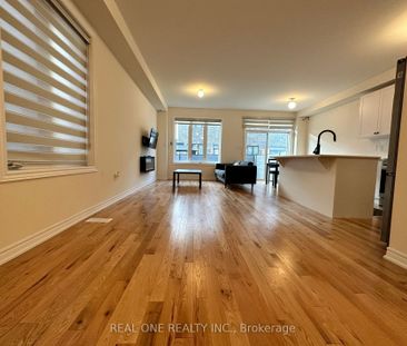 For Lease - 16 Hewison Avenue, Richmond Hill, Ontario - Photo 3