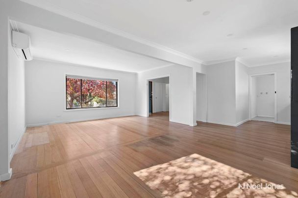 10 Lorienne Street, HEATHMONT - Photo 1