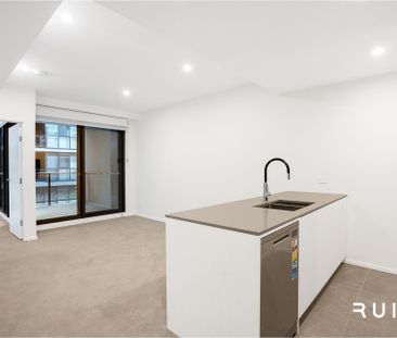 Lyneham, Canberra - Photo 2