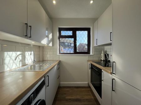 1 bedroom end of terrace house to rent - Photo 3